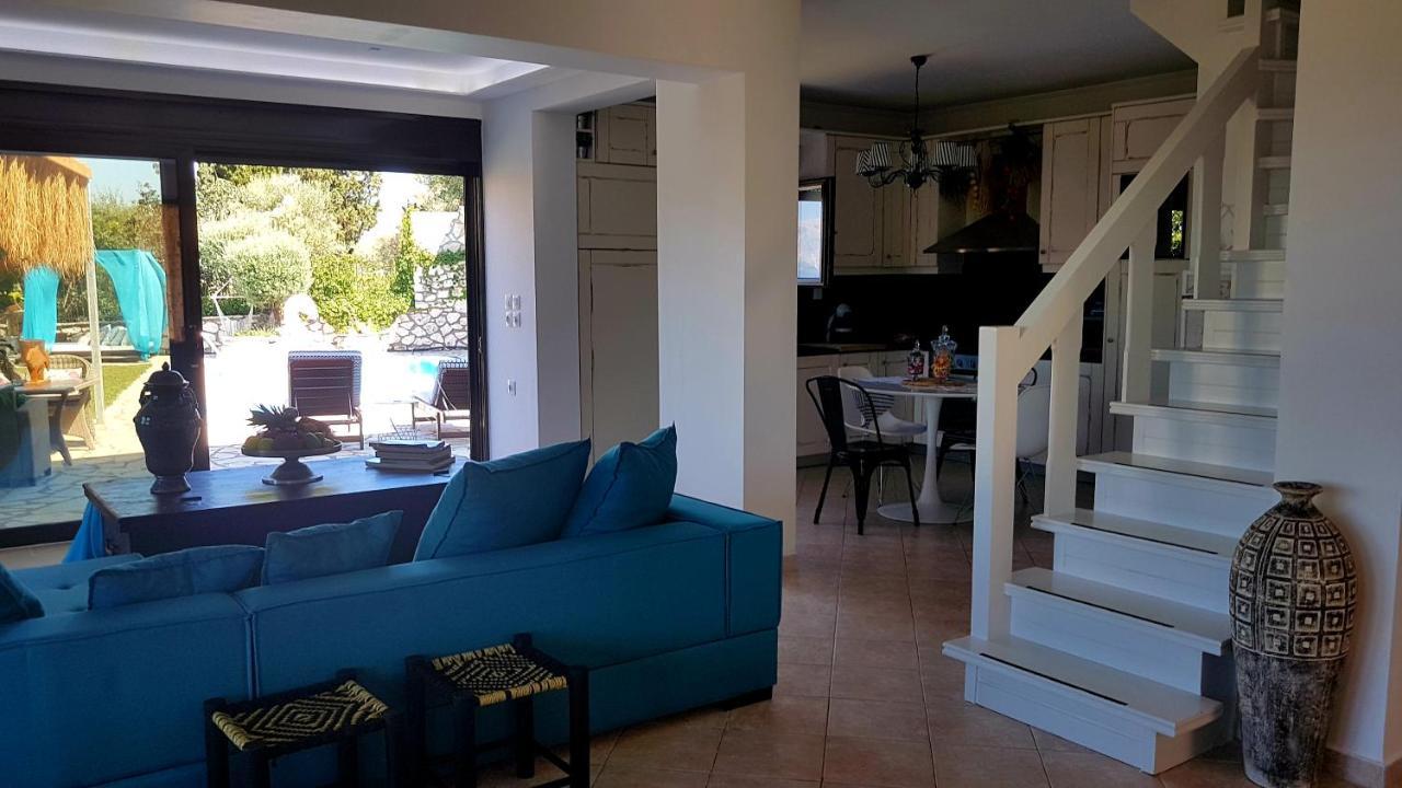 Luxury Villa Athina Nikiana Luaran gambar
